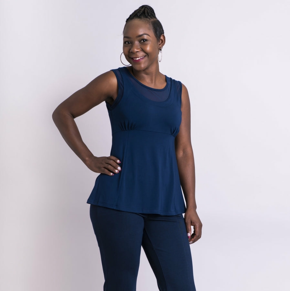 Blue Sky Bamboo top. Sz. M. EUC. Navy blue